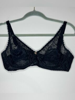 Vintage Goddess Black Lace Rosette Underwire Bra Style # 776 Size 34D Bombshell